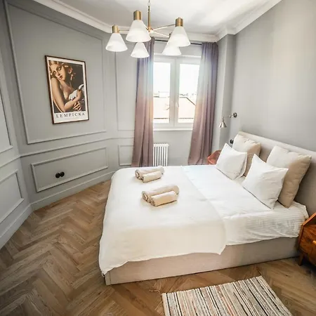 شقة Krolewska Deluxe Comfy By Bookinghost