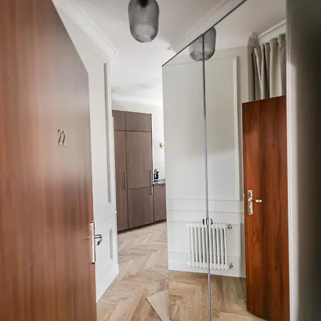 Królewska Deluxe Comfy Cracóvia